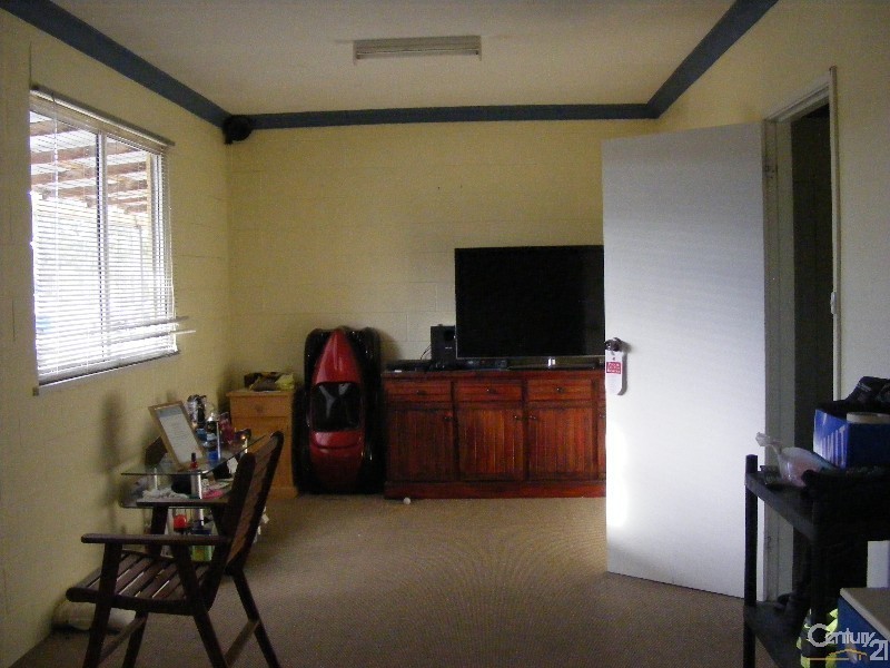 Part B 66 Iluka Circuit, Taree NSW 2430