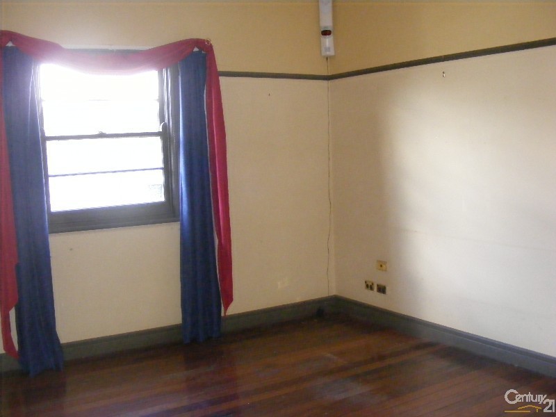 82 Cowper Street, Taree NSW 2430