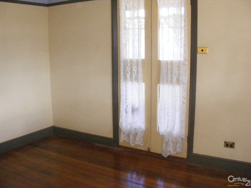 82 Cowper Street, Taree NSW 2430