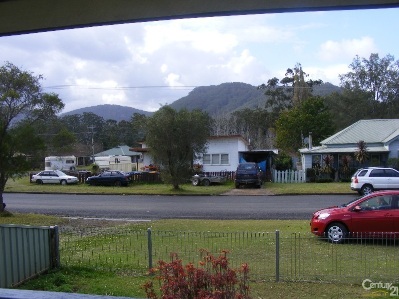 32 East Lansdowne Road, Lansdowne NSW 2430