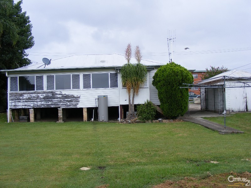 1 Flett Street, Taree NSW 2430