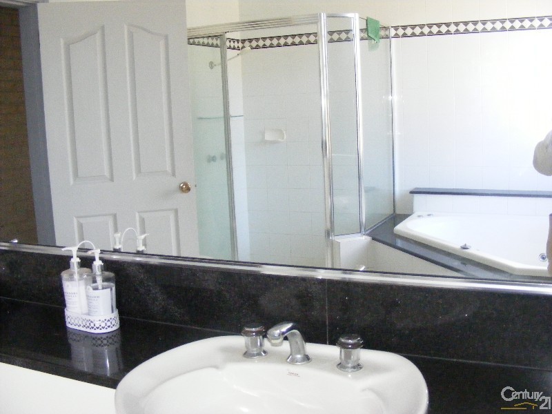 66 Iluka Circuit, Taree NSW 2430