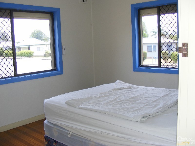 2A Maiden Avenue, Taree NSW 2430