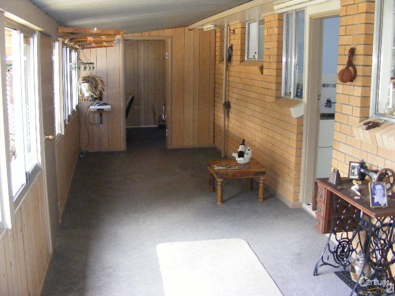 8 Hillcrest Close, Taree NSW 2430