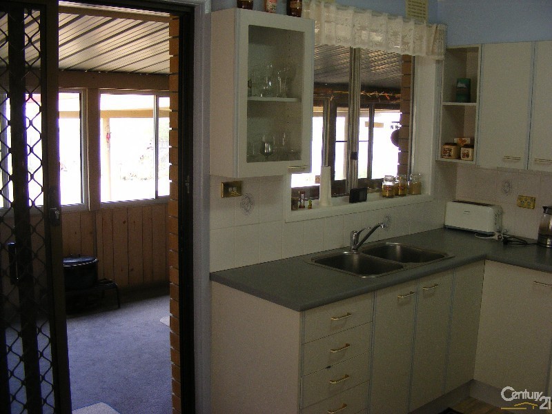 8 Hillcrest Close, Taree NSW 2430