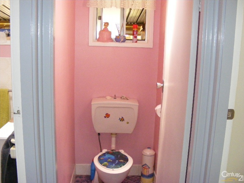 8 Hillcrest Close, Taree NSW 2430