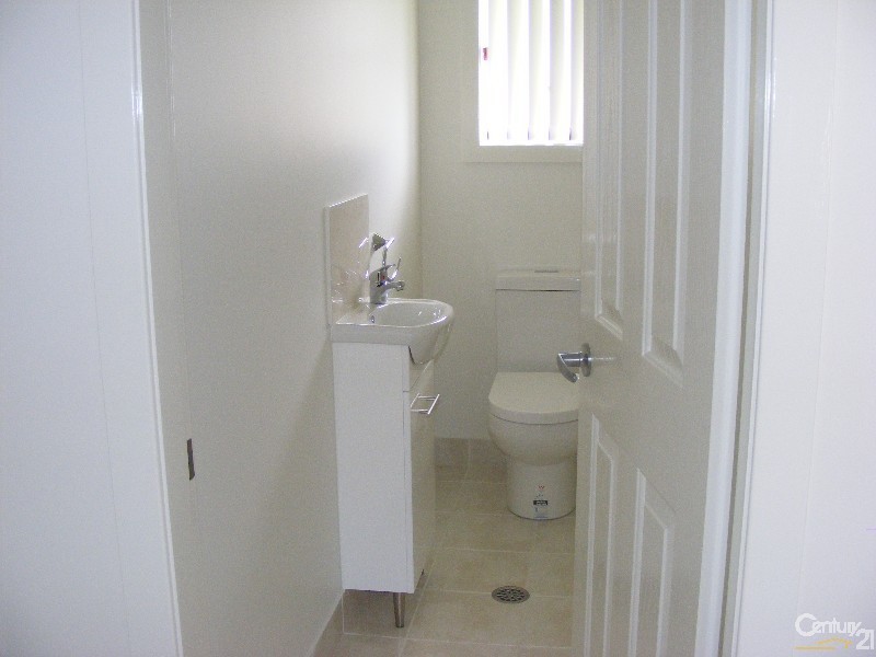 8B Duranbar Place, Taree NSW 2430