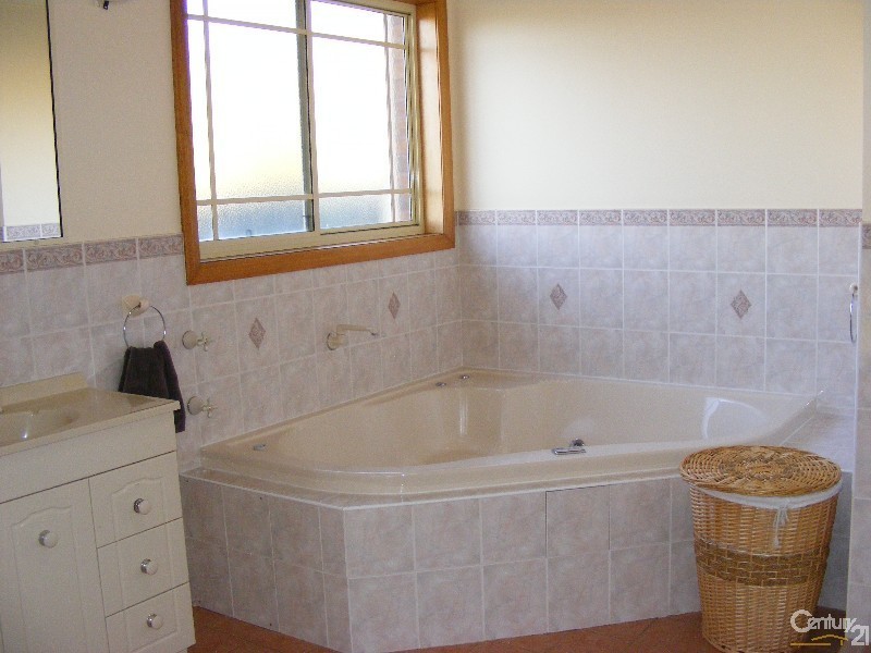 1 Webster Close, Tinonee NSW 2430