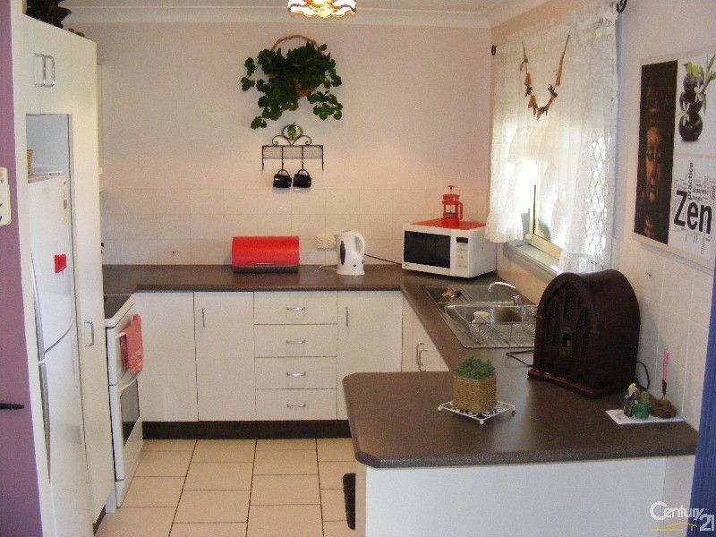 11B Hickory Crescent, Taree NSW 2430