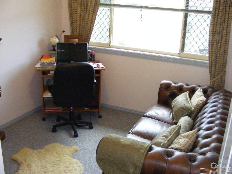 11B Hickory Crescent, Taree NSW 2430