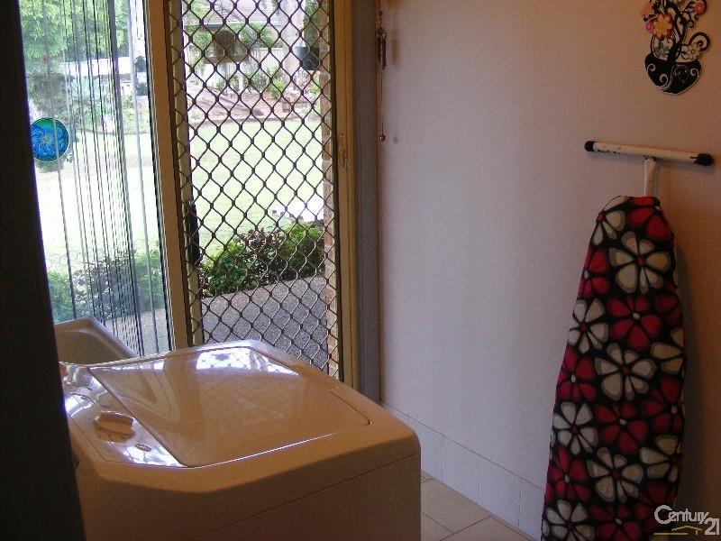 11B Hickory Crescent, Taree NSW 2430