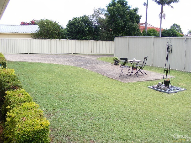 11B Hickory Crescent, Taree NSW 2430