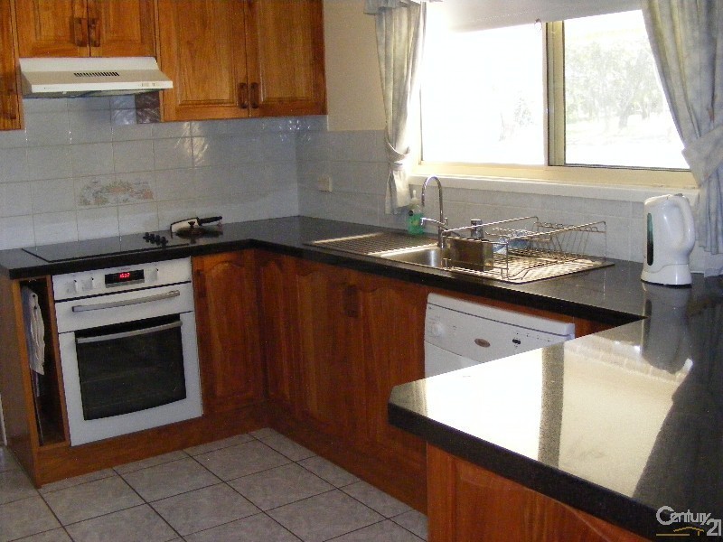 4 Emily Close, Taree NSW 2430