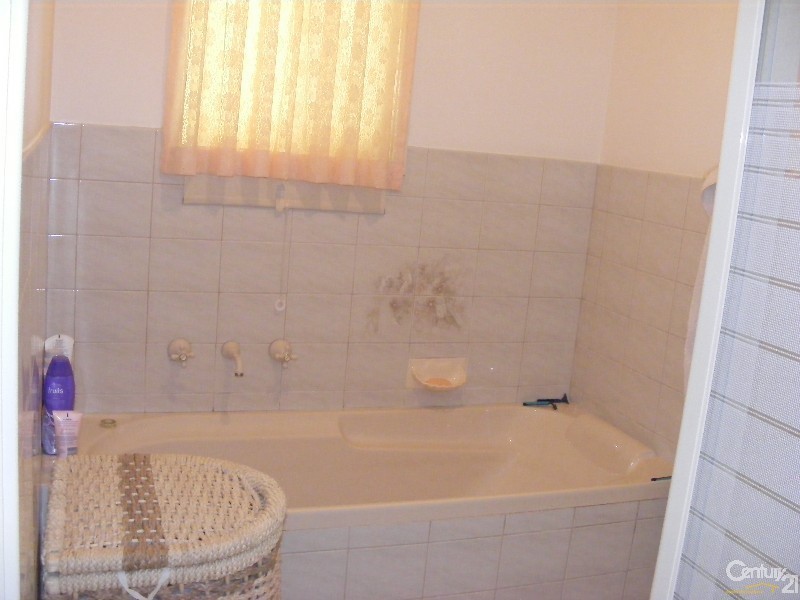 4 Emily Close, Taree NSW 2430