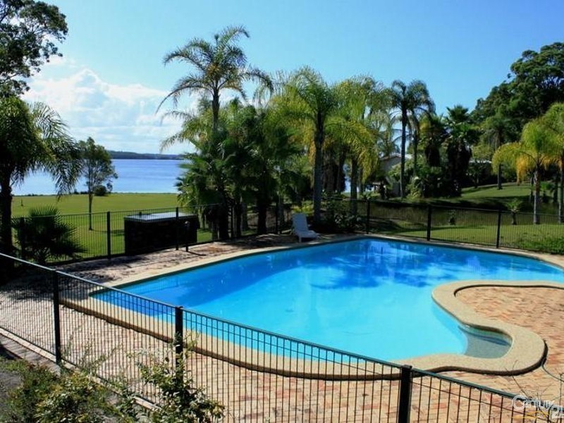 33 Attunga Place, Coomba Park NSW 2428