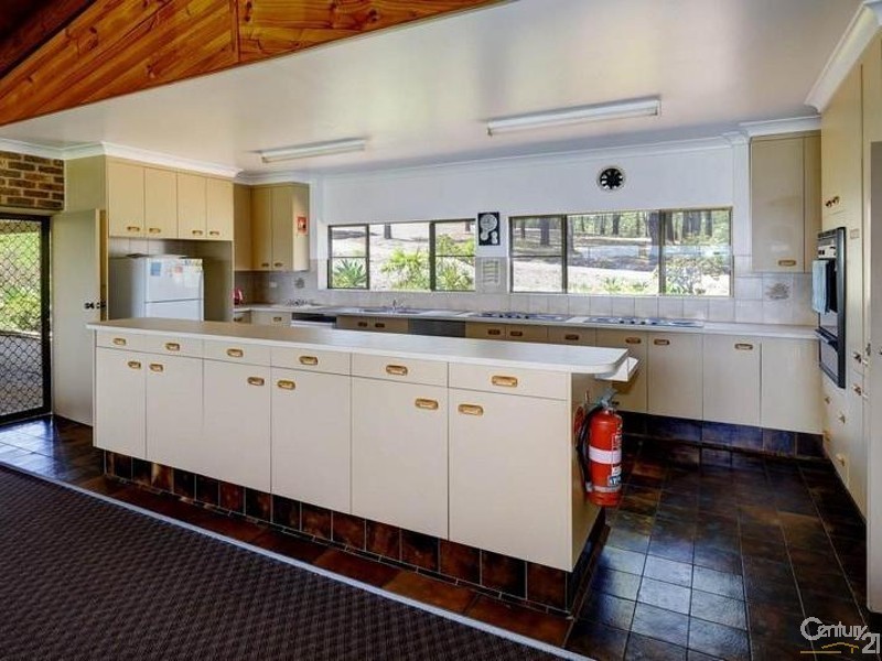 33 Attunga Place, Coomba Park NSW 2428