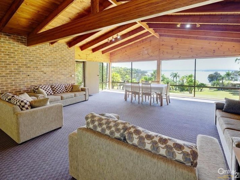 33 Attunga Place, Coomba Park NSW 2428