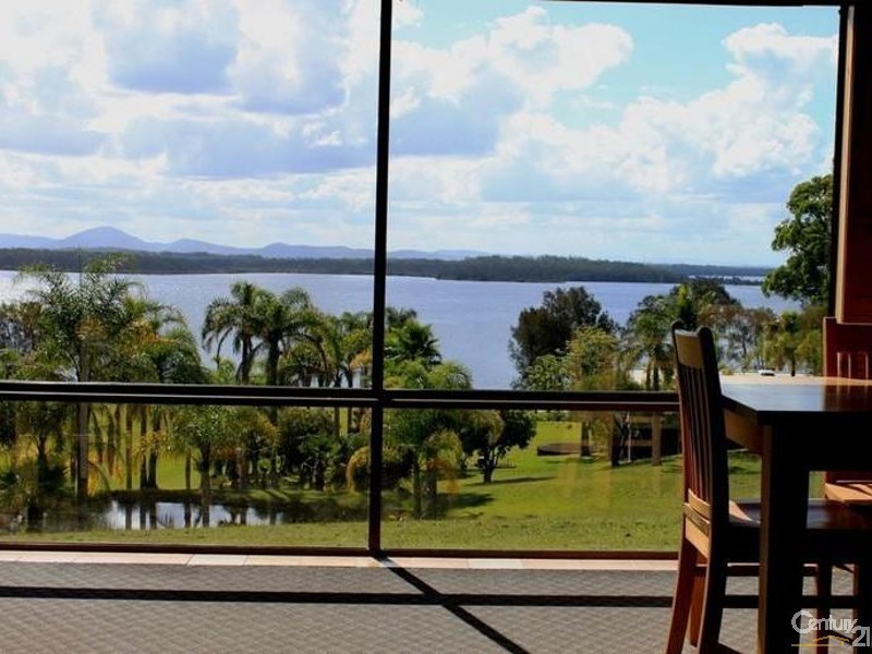 33 Attunga Place, Coomba Park NSW 2428