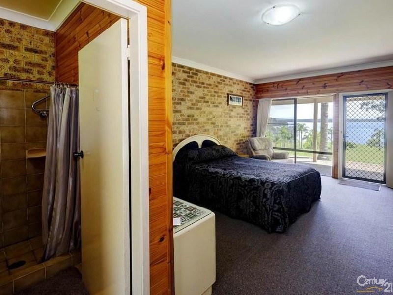 33 Attunga Place, Coomba Park NSW 2428