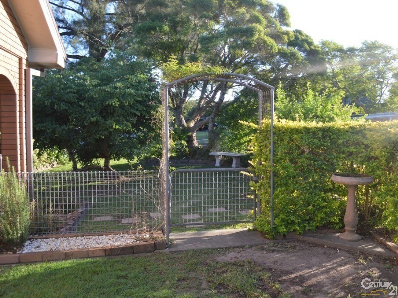 11 Jacaranda Avenue, Taree NSW 2430