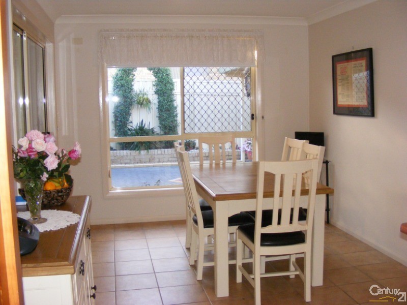 2/1 Hakea Close, Taree NSW 2430