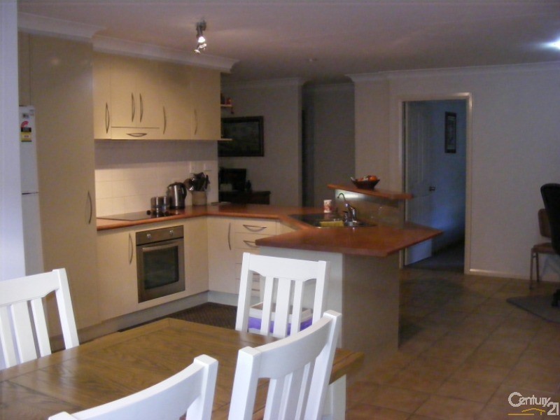 2/1 Hakea Close, Taree NSW 2430