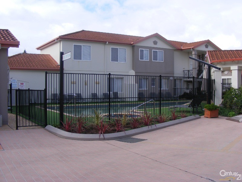 36/32 Lewis Street, Old Bar NSW 2430