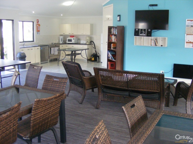 36/32 Lewis Street, Old Bar NSW 2430