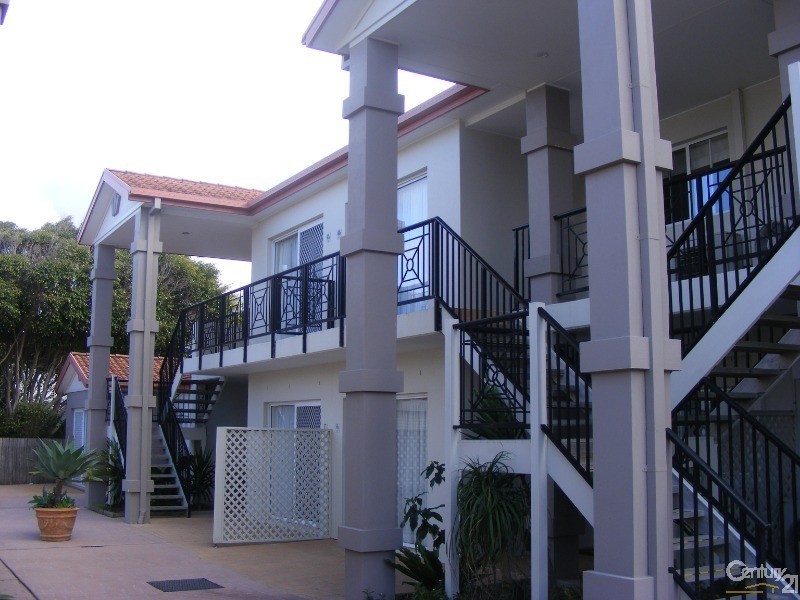 36/32 Lewis Street, Old Bar NSW 2430