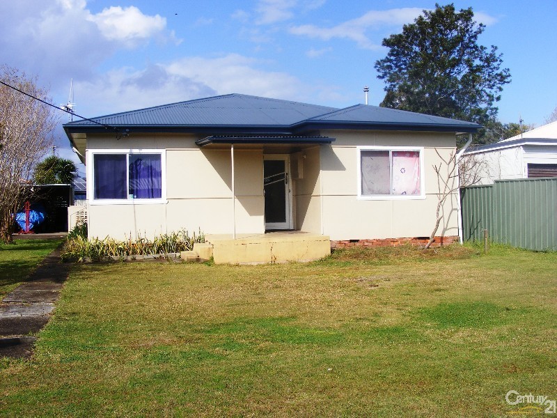 10 Cowper Street, Taree NSW 2430