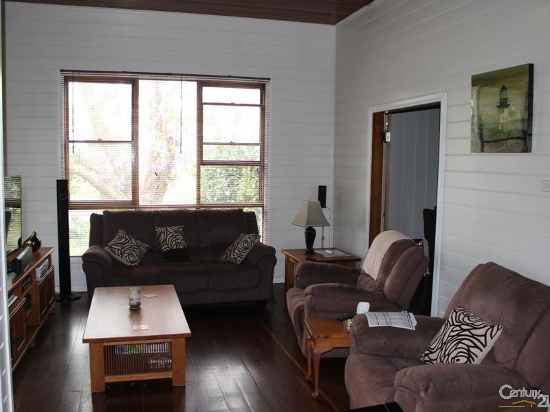 13 Queen Street (Cnr George & Queen Sts), Cundletown NSW 2430
