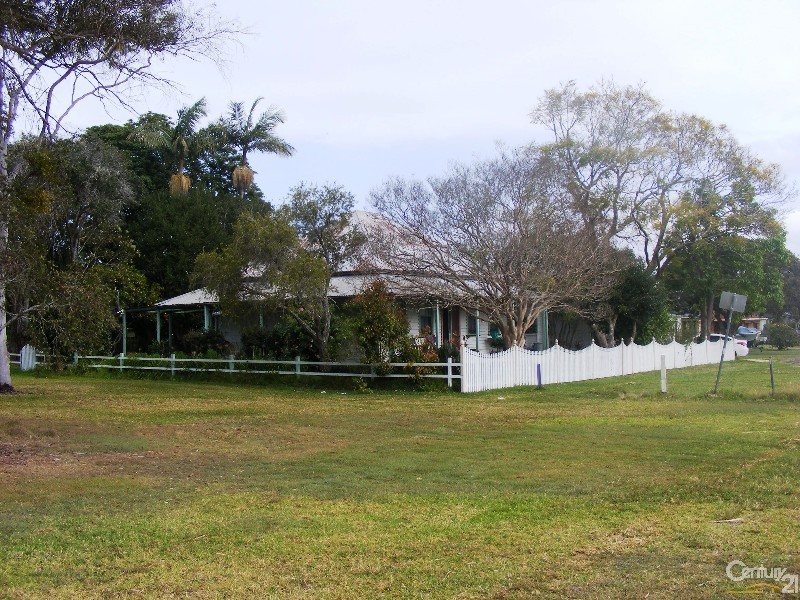 13 Queen Street (Cnr George & Queen Sts), Cundletown NSW 2430