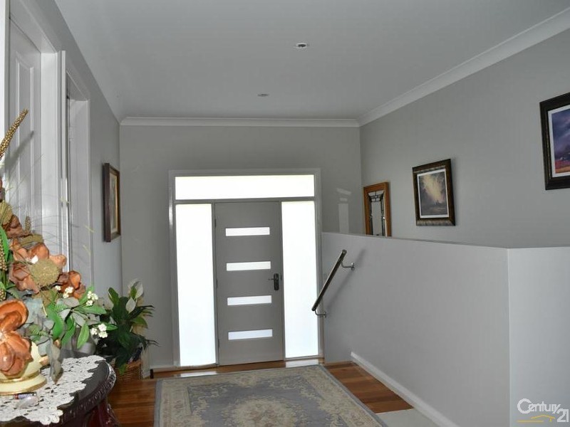 6 Railton Avenue, Taree NSW 2430