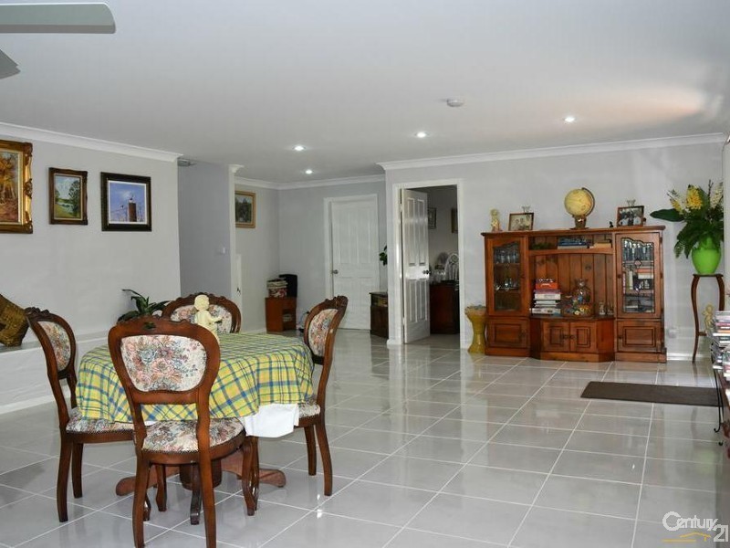 6 Railton Avenue, Taree NSW 2430