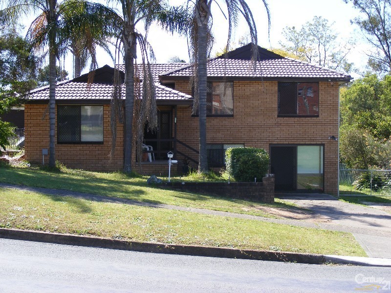 27 Combined Street, Wingham NSW 2429
