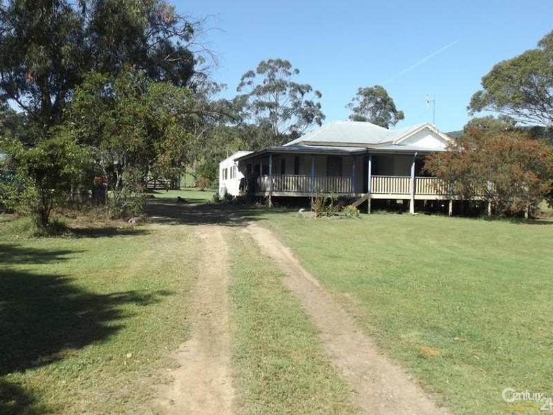 345 Careys Road, Hillville NSW 2430
