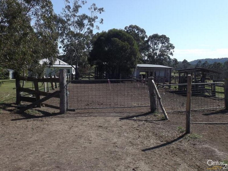 345 Careys Road, Hillville NSW 2430