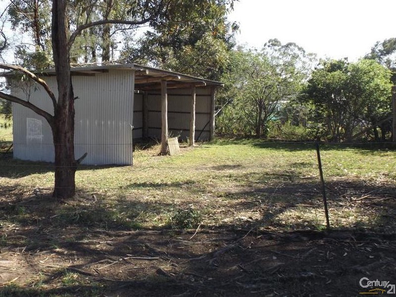 345 Careys Road, Hillville NSW 2430