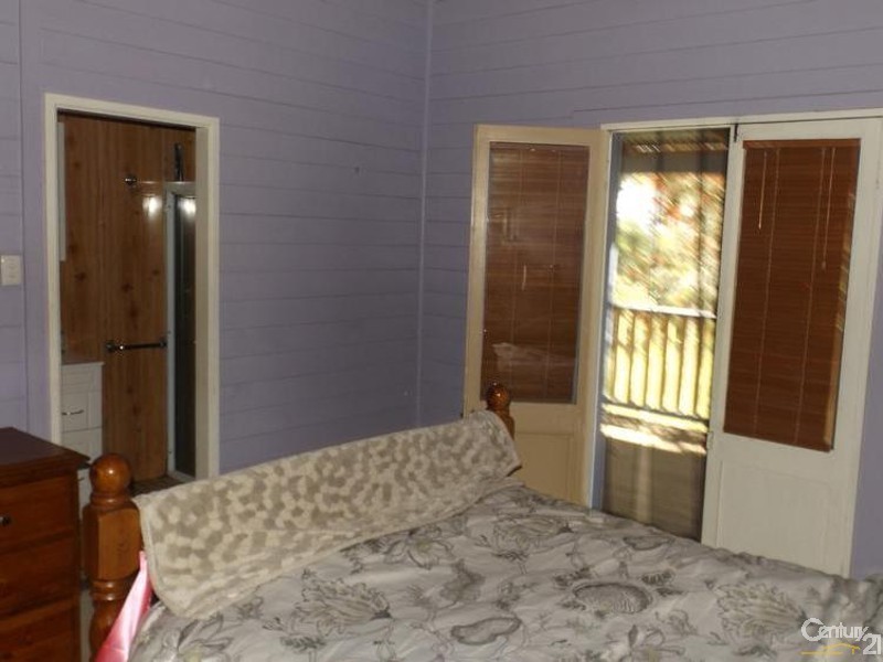 345 Careys Road, Hillville NSW 2430