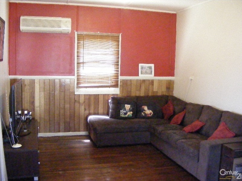 111 Edinburgh Drive, Taree NSW 2430