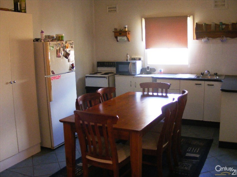 111 Edinburgh Drive, Taree NSW 2430