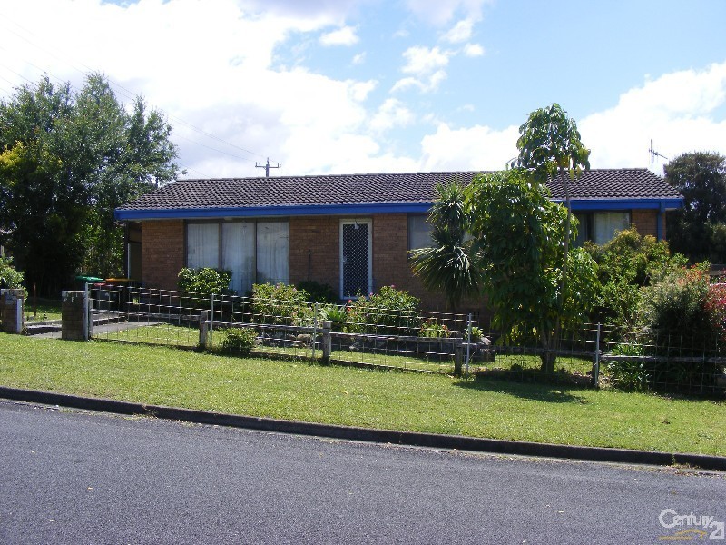 2 Orana Crescent, Taree NSW 2430