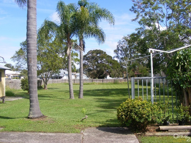 11 Spence Street, Taree NSW 2430