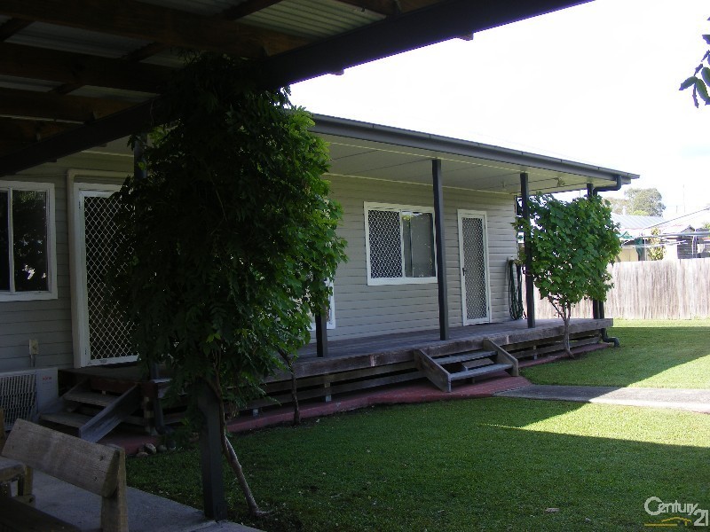11 Spence Street, Taree NSW 2430