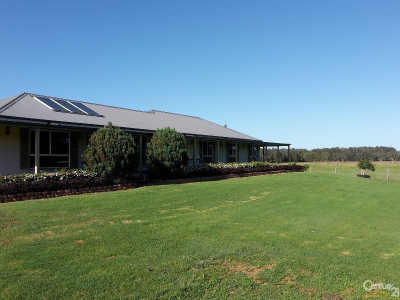 700 Manning Point Road, Oxley Island NSW 2430