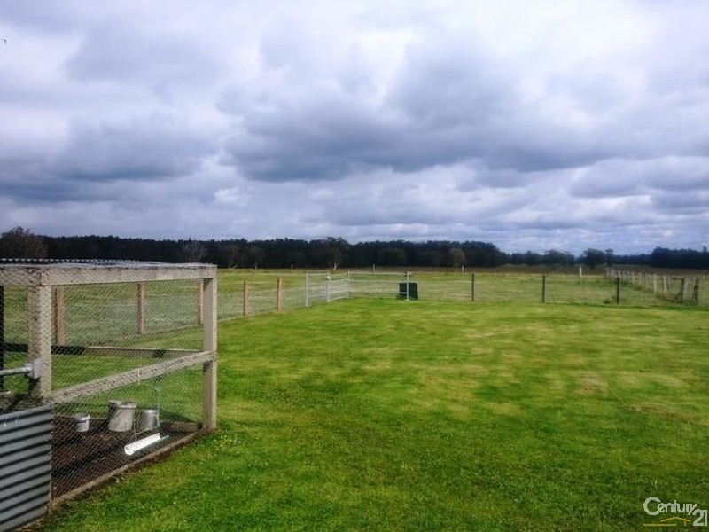 700 Manning Point Road, Oxley Island NSW 2430