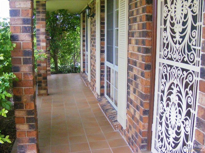 27 Wentworth Street, Taree NSW 2430