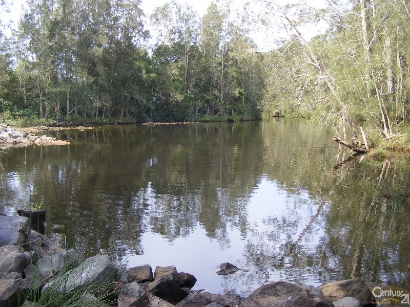 540 Locketts Crossing Road, Coolongolook NSW 2423