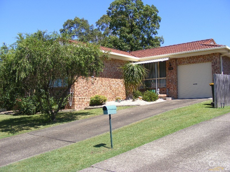 12 Patanga Close, Taree NSW 2430