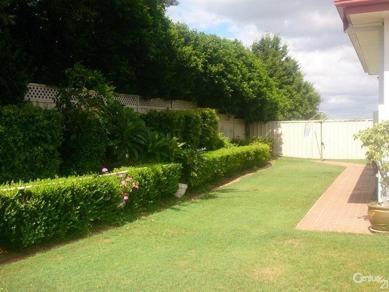 1 The Eagles Nest, Tallwoods Village NSW 2430